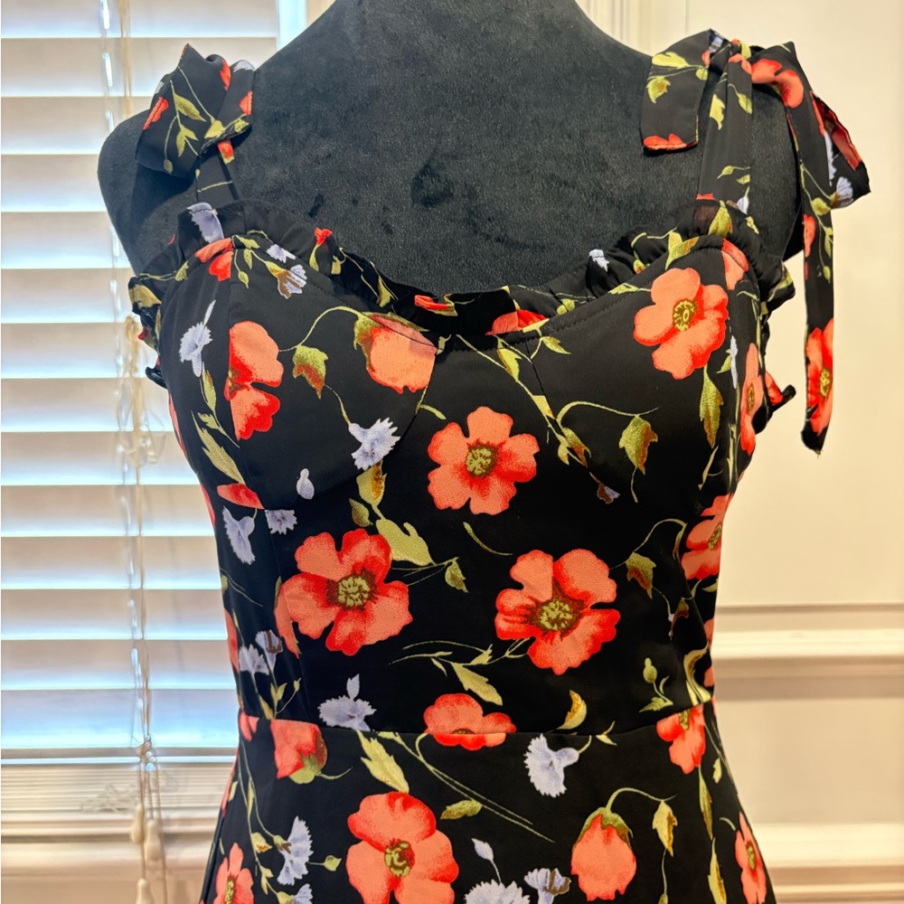 Forever21 Ruffled Floral Spring Mini Dress - Picture 6 of 10